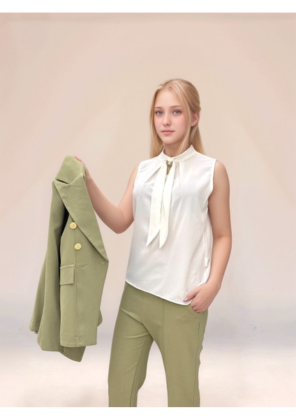 Çocuk Takım Elbise – Blazer Ceket, Şifon Bluz ve Yüksek Bel Pantolon 3'lü Şık KOMBIN-TKM-2004