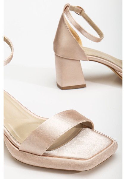 Suzi Bej Saten Platformlu Açık Burunlu Kalın Topuklu Ayakkabı modelleri