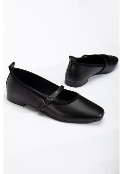 Trew Kadın Siyah Bantlı Kemerli Hafif Babet fiyatları