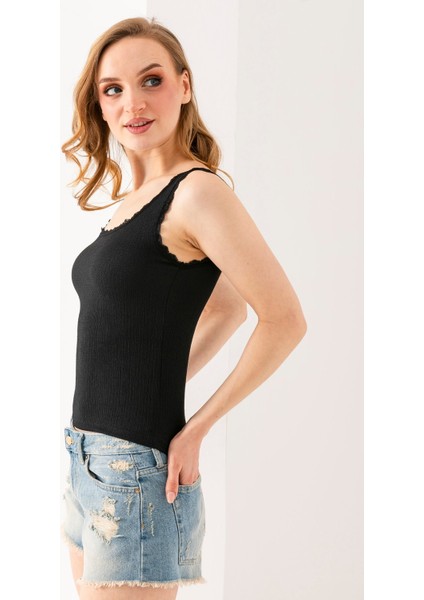 Kadın Kalın Askılı Dantel Detaylı Bürümcük Atlet Siyah - 254408 fırsatları