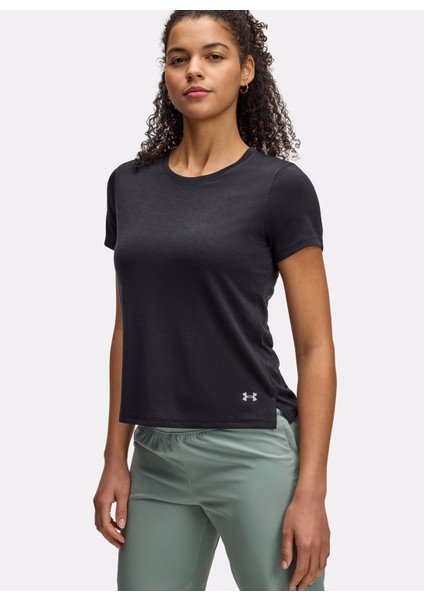 1386337-001 Ua Launch Camo Shortsle Siyah Yuvarlak Yaka Fitted Kadın T-Shirt