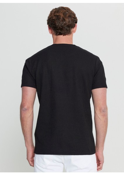 Bisiklet Yaka Jakarlı Siyah Erkek T-Shirt ACE091252300_SYH indirimleri