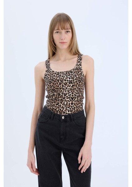 Slim Fit Dar Kesim Leopar Desenli Yuvarlak Yaka Fitilli Kaşkorse Atlet D4548AX25SP fırsatları