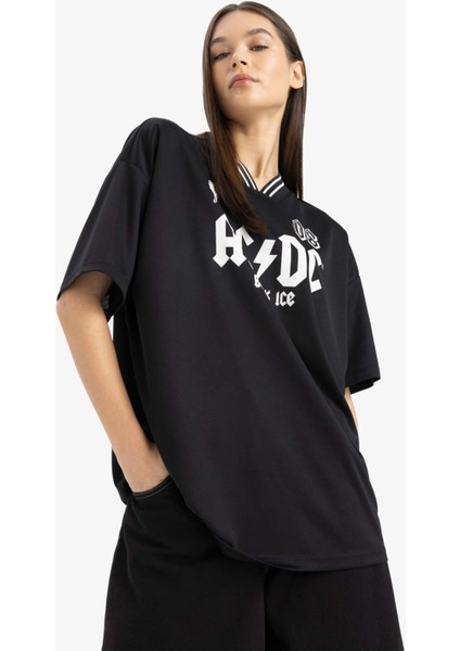 Coool AC/DC Oversize Geniş Kalıp V Yaka Sırt Baskılı Kısa Kollu Tişört E6137AX25SM fırsatları