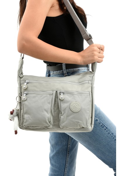 Kadın Büyük Boy Bölmeli Suya Dayanıklı Krinkıl Kumaş Omuz Çantası