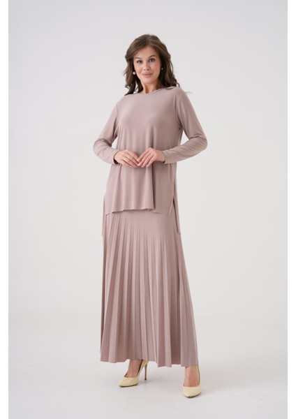 Eteği Piliseli Sade Tunik Takım