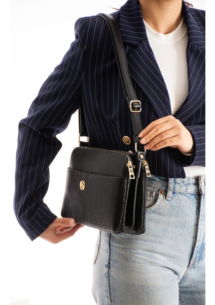 Kadın Ayarlanabilir Çapraz Askılı 4 Bölmeli ve Metal Fermuarlı Omuz Çantası fiyatları