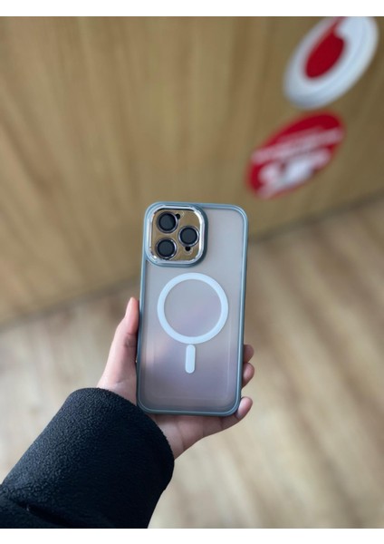Apple Iphone 14 Pro Max Uyumlu Magsafe Destekli ve Kamera Lens Koruyucu Tasarımlı Telefon Kılıfı