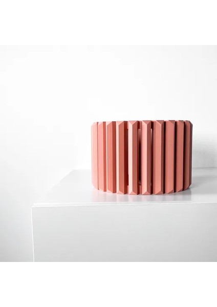 Çizgisel Boşluklu Tasarımlı Modern Pembe Vazo modelleri