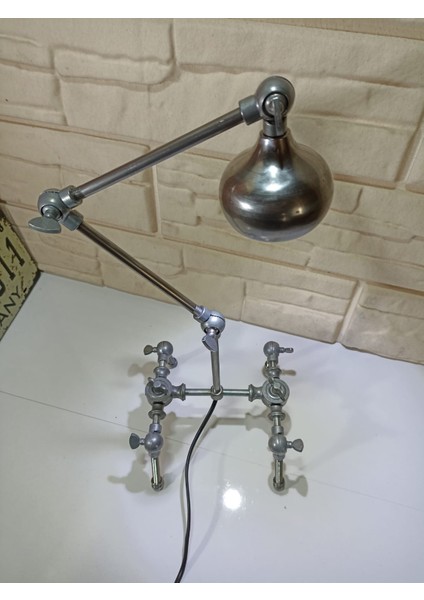 Örümcek Ayaklı Çalışma Odası ve Salon Masa Lambası