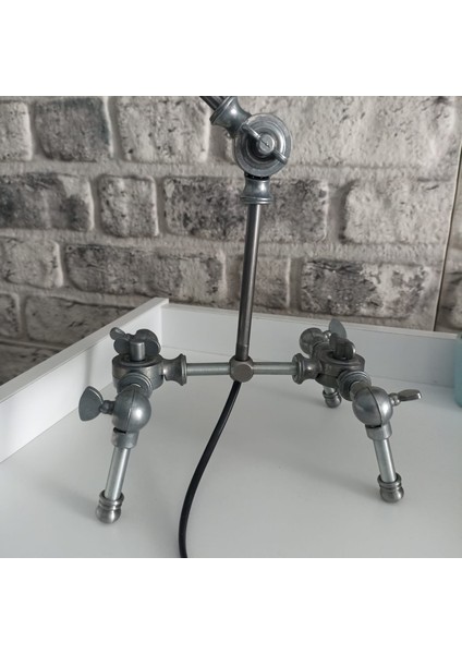 Örümcek Ayaklı Çalışma Odası ve Salon Masa Lambası