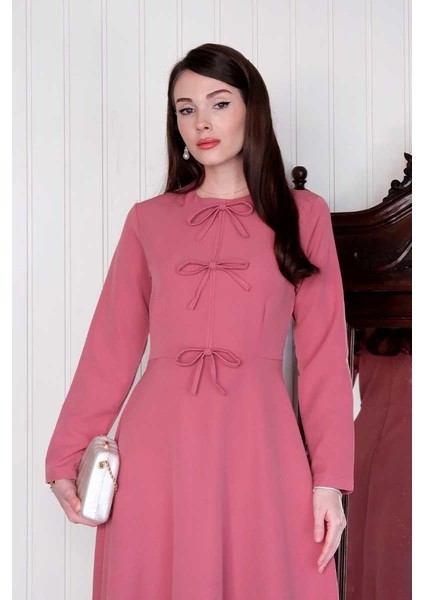 Pembe Fiyonk Detay Elbise fırsatları