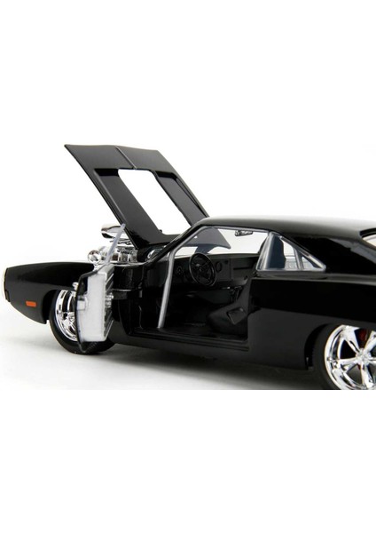 1/24 Fast & Furious 1970 Dodge Charger Dom Figürü ile Birlikte