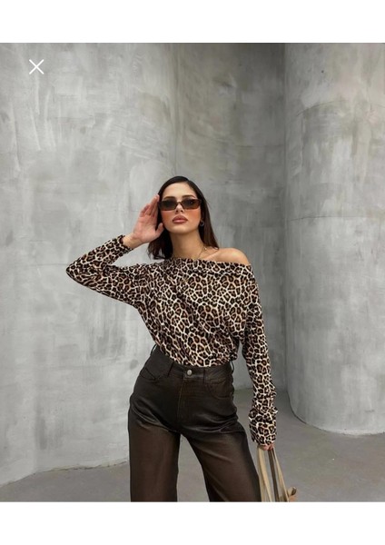 Leopar Kayık Yaka Bluz fiyatları