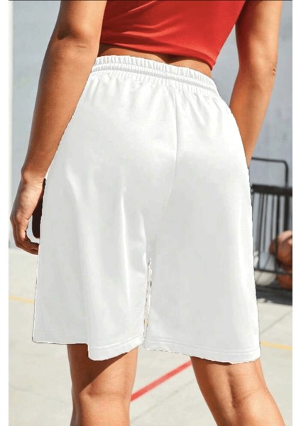 Kadın Rahat Kalıp Beli Lastikli Cepli Basklı Şort SPR25SRK52 modelleri