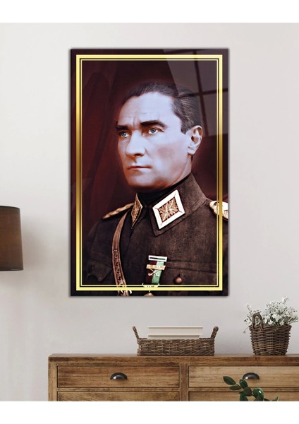 Gold Şerit Atatürk Üniformalı Cam Tablo, Uv Baskılı ve Temperli, Hediyelik fiyatları