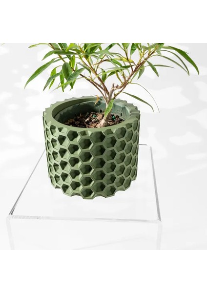 Geometrik ve Sade Tasarımlı Modern Vazo