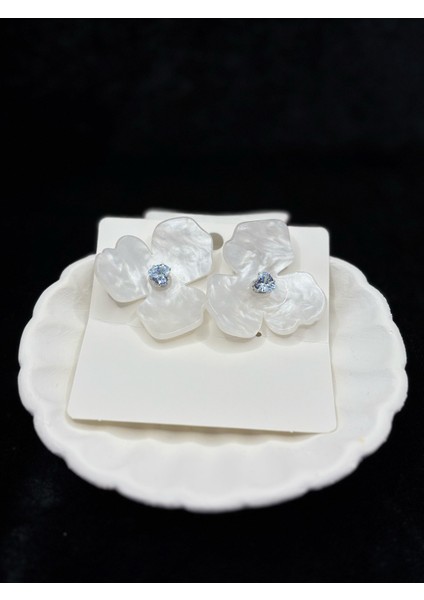 Xupıng Jewelry İnci Beyazı Çiçek Küpe