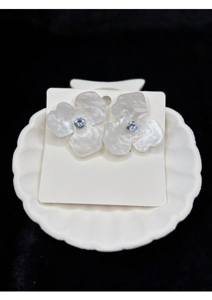 Xupıng Jewelry İnci Beyazı Çiçek Küpe