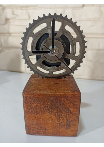 Tasarım Metal Ahşap Masa Saati