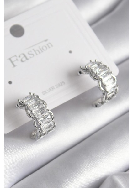 Pirinç Gümüş Renk Zirkon Taşlı Küpe