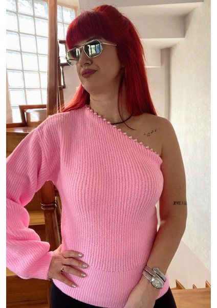 Pembe Inci Detaylı Tek Omuz Triko Kazak