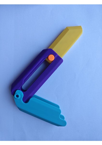 Gravity Knife, Stress Bıçağı Havuç Bıçak Plastik modelleri