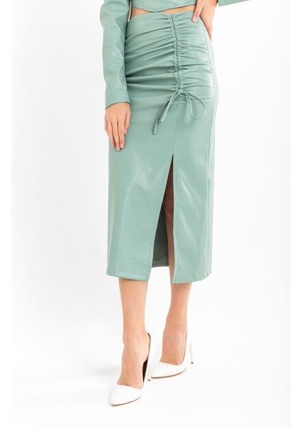 Deri Kumaş Diz Altı Boy Yırtmaçlı Büzgü Detaylı Kadın Etek-Mint fiyatları