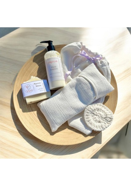 Zarif Doğallık Hediye Seti - Hediye Kesesinde Kişisel Bakım Hediyeleri