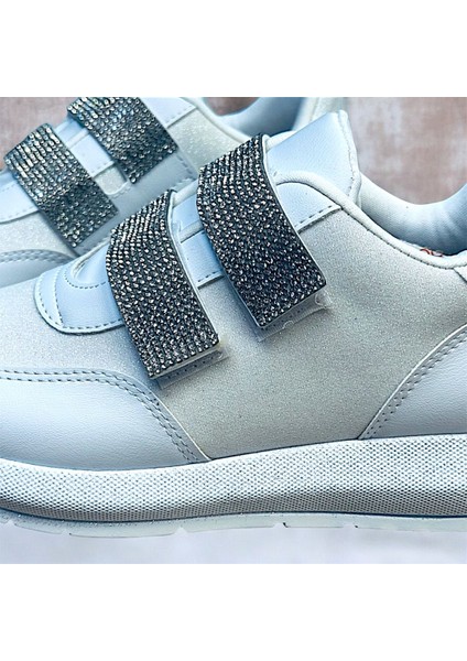 Taşlı Simli Düz Beyaz ve Siyah Cırtlı Ortopedik Bayan Spor Sneakers Ayakkabı indirimleri