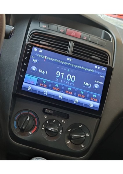 Fiat Linea Android 9inç Ekran 4 GB Ram 64 GB Hafıza Kablosuz Carplay Navigasyon Multimedya Teyp fırsatları