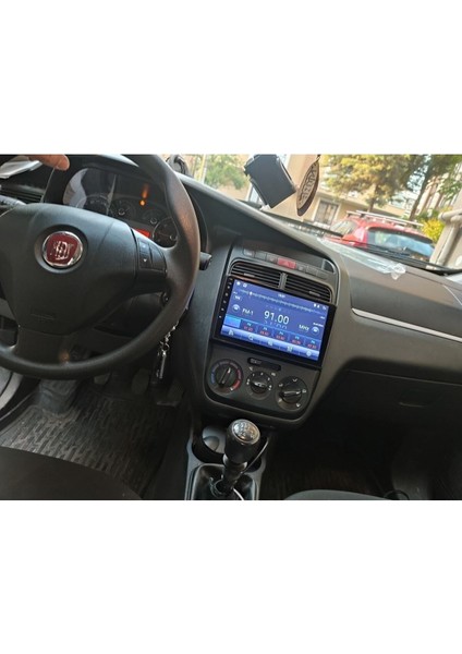Fiat Linea Android 9inç Ekran 4 GB Ram 64 GB Hafıza Kablosuz Carplay Navigasyon Multimedya Teyp indirimleri