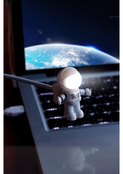 Astronot Şeklinde USB Gece Lambası Beyaz Ayarlanabilir Başlıklı USB Güç Alır