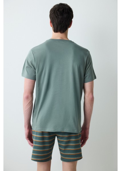 Bed Şortlu Çok Renkli Pijama Takımı