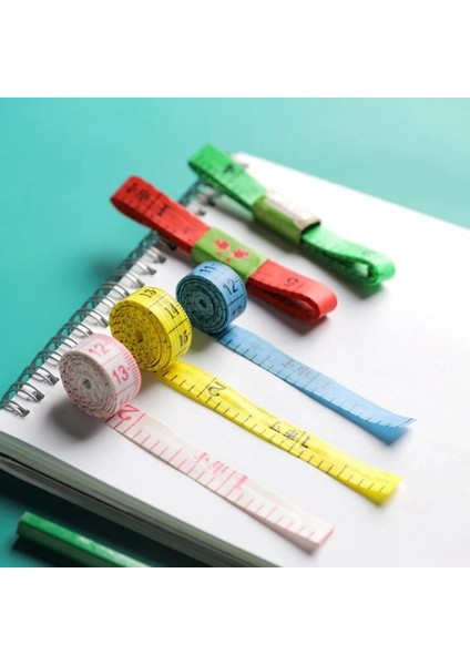 (4) Rastgele 1.5 M Sıcak 150 Cm/60 "vücut Ölçüm Cetveli Dikiş Terzi Mezura Yumuşak Düz Dikiş Cetvel Metre Dikiş Ölçüm Bandı Rastgele Renk (Yurt Dışından)
