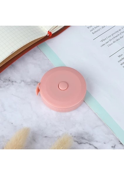 01 Pembe 1 Adet 2.1 M Tedbir Çekme Cetvel Tarzı Mini Anahtarlık Anahtarlık Kolay Geri Çekilebilir Bant Geri Çekilebilir Mezura Renk Rastgele Gemi (Yurt Dışından)