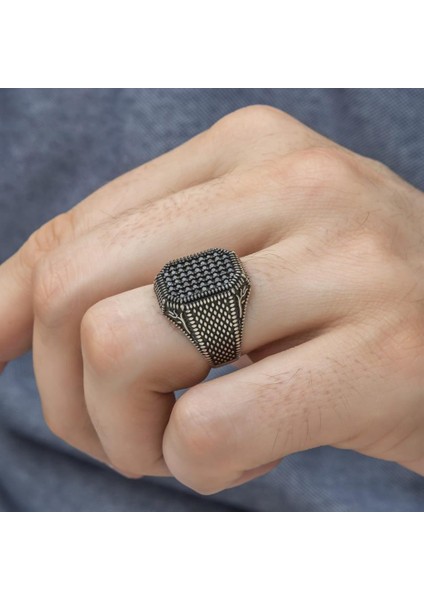 Lale Motifli Mikro Taşlı Işlemeli Gümüş Erkek Yüzük fiyatları