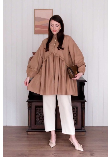 Karamel Inci Detaylı Robalı Tunik & Krem Boru Paça Pantolon Takım