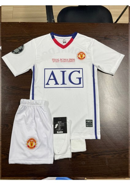 2009 Moscow Beyaz Ronaldo M.unıted Çocuk Alt-Üst Takım T-Shrt +Şort+Çorap+Bileklik