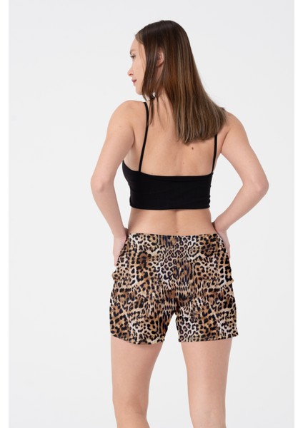 Leopar Desenli Renkli Iki Cepli Kısa Kadın Deniz ve Havuz Şortu modelleri
