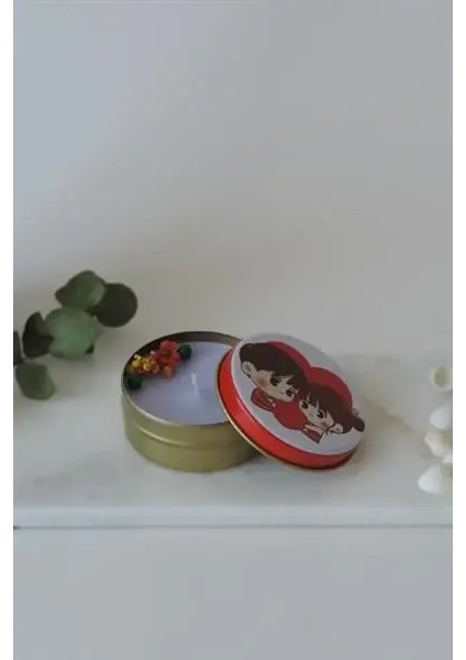 Organik Doğal Lavanta Kokulu Soya Wax El Yapımı Hediyelik Kalp Resimli Metal Kutulu Mum 60 cc