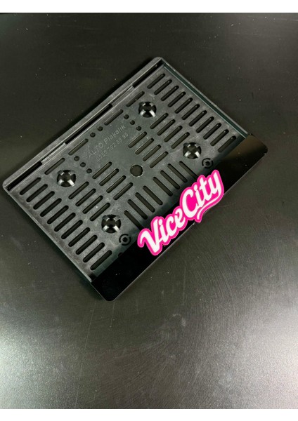 Vice City Pleksi Plakalık