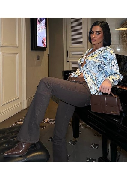 Şıklığın Yeni Adresi: Desenli Saten Gömlek fırsatları