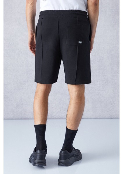 CERTAIN Erkek Nervür Detaylı Comfort Fit Siyah Şort & Bermuda fırsatları