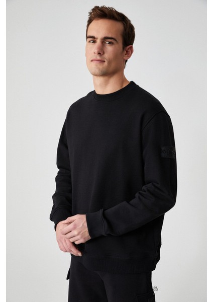 OLLIE Erkek Bisiklet Yaka Regular Uzun Kollu Nakış Detaylı Siyah Sweatshirt