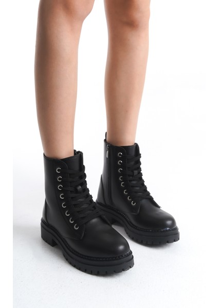 Kadın Siyah Günlük Postal Bot Rahat Taban Bağcıklı ve Fermuarlı Kışlık Ayakkabı fırsatları