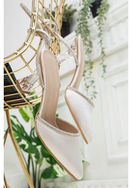 Beyaz Bilekten Taş Şerit Bağlamalı Saten Şeffaf Yüksek Topuklu Kadın Abiye Ayakkabı fırsatları