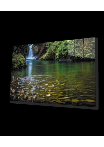 - Orman Irmak Taş Manzara Yeşil Cam Tablo