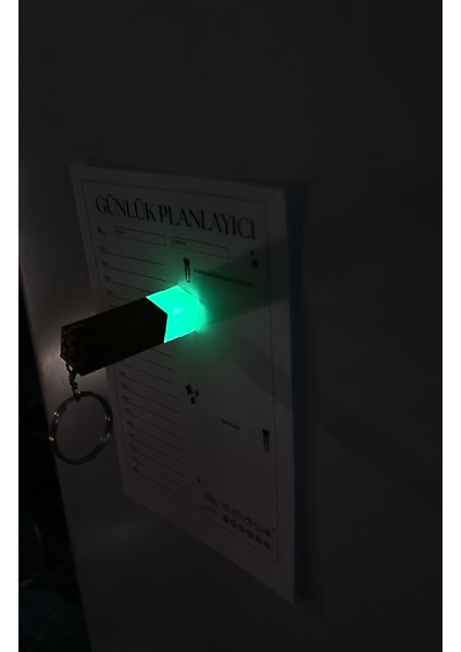 Karanlıkta Parlayan Mıknatıslı El Feneri Temalı Anahtarlık & Buzdolabı Magneti fiyatları