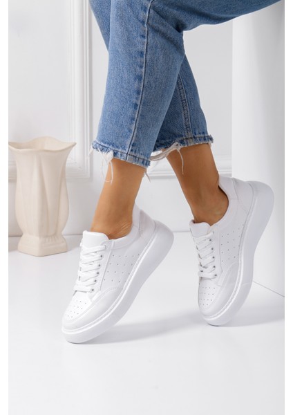 1149 Beyaz Kadın Sneaker